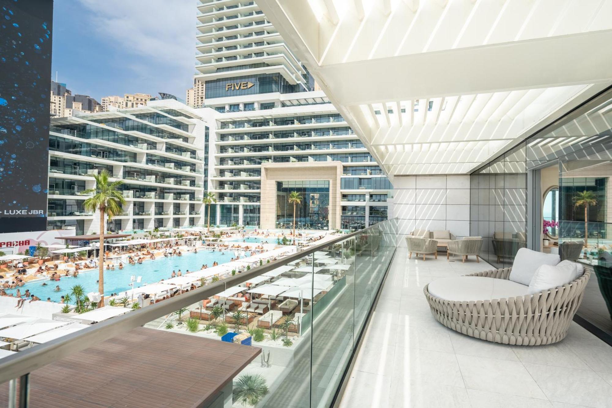 Five Luxe فندق دبي