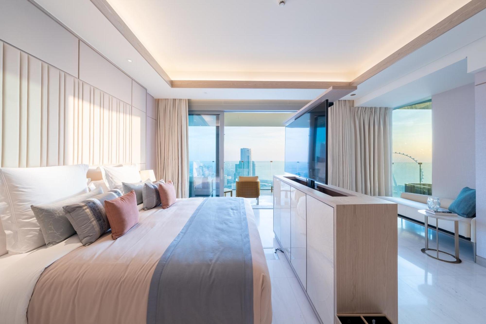 Five Luxe فندق 5*