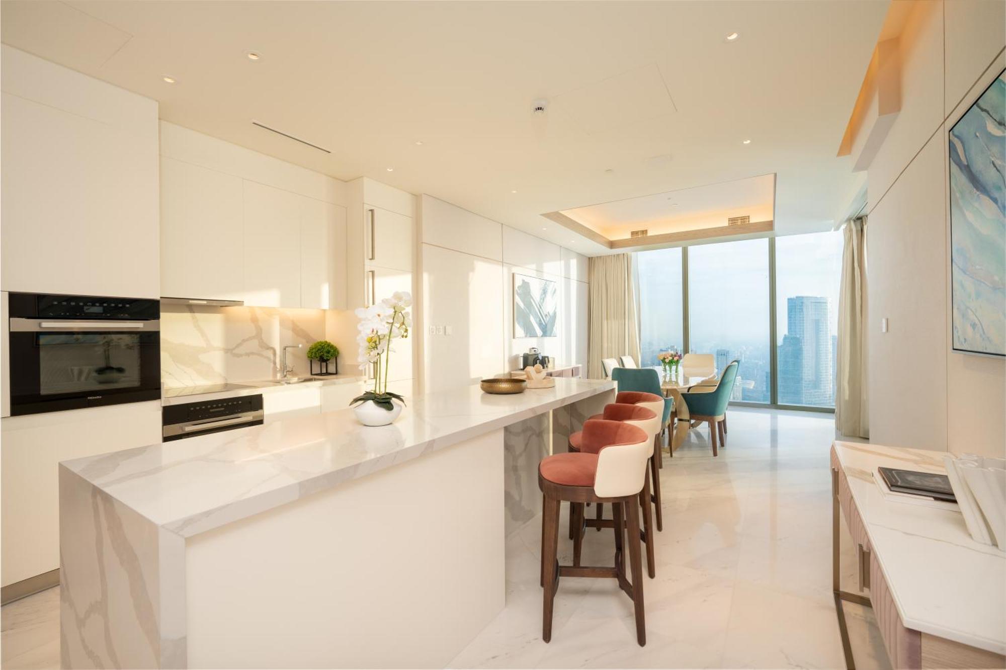 Five Luxe Готель 5*